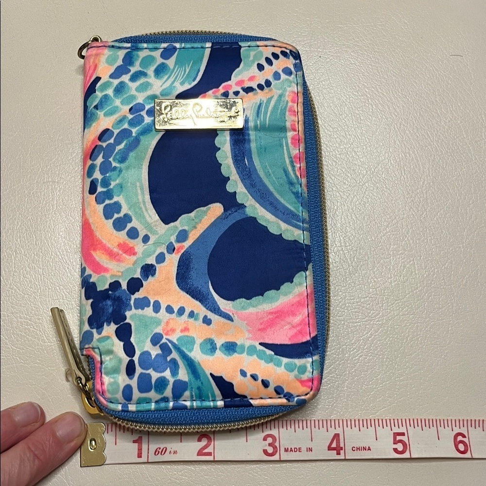 Lilly Pulitzer Wallet - Picture 5 of 6